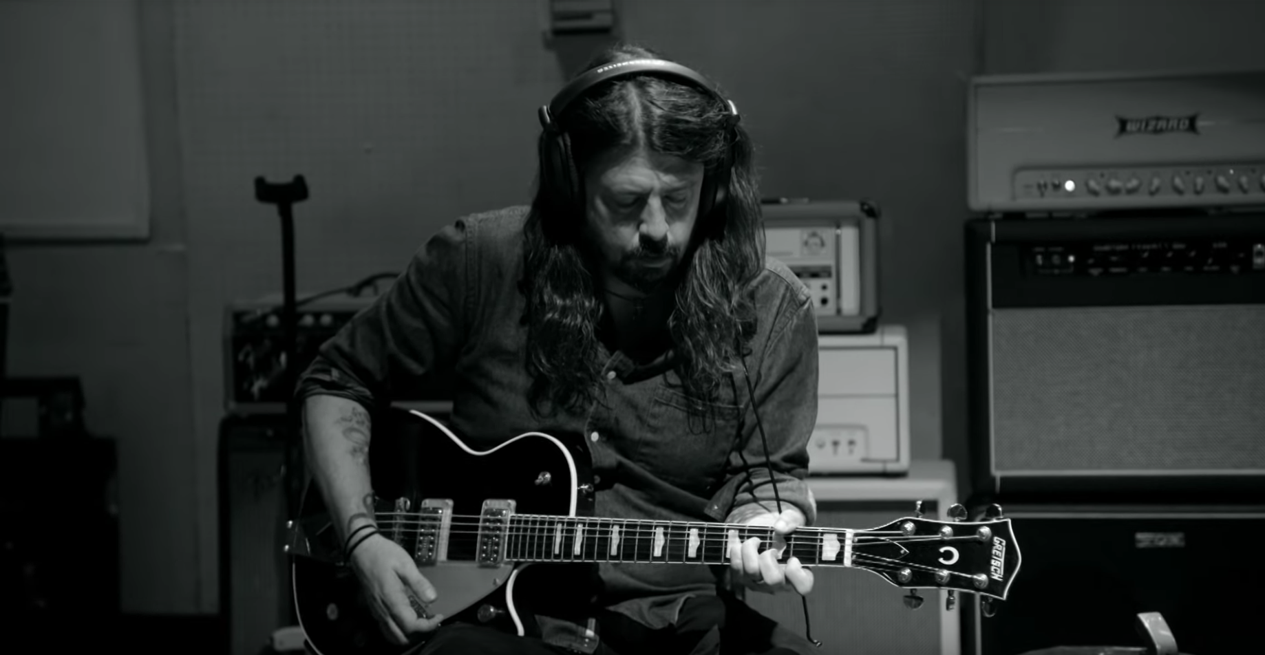 Dave Grohl Releases ‘Play,’ a 23Minute Solo ProgRock Recording and