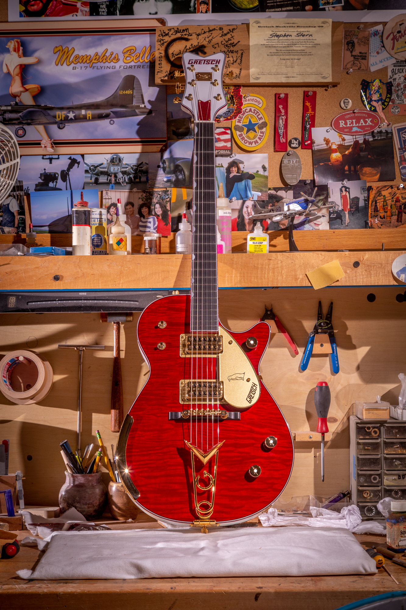 Gretsch custom store shop penguin