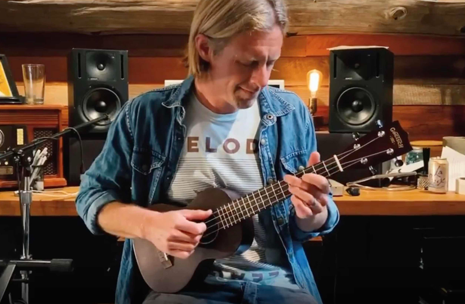 Switchfoot s Jon Foreman Shares Acoustic Rendition of Joy